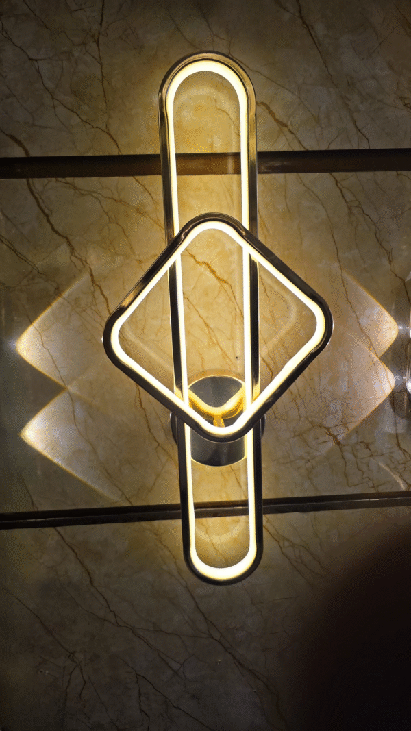 LumaEdge Diamond Wall Light - Image 3